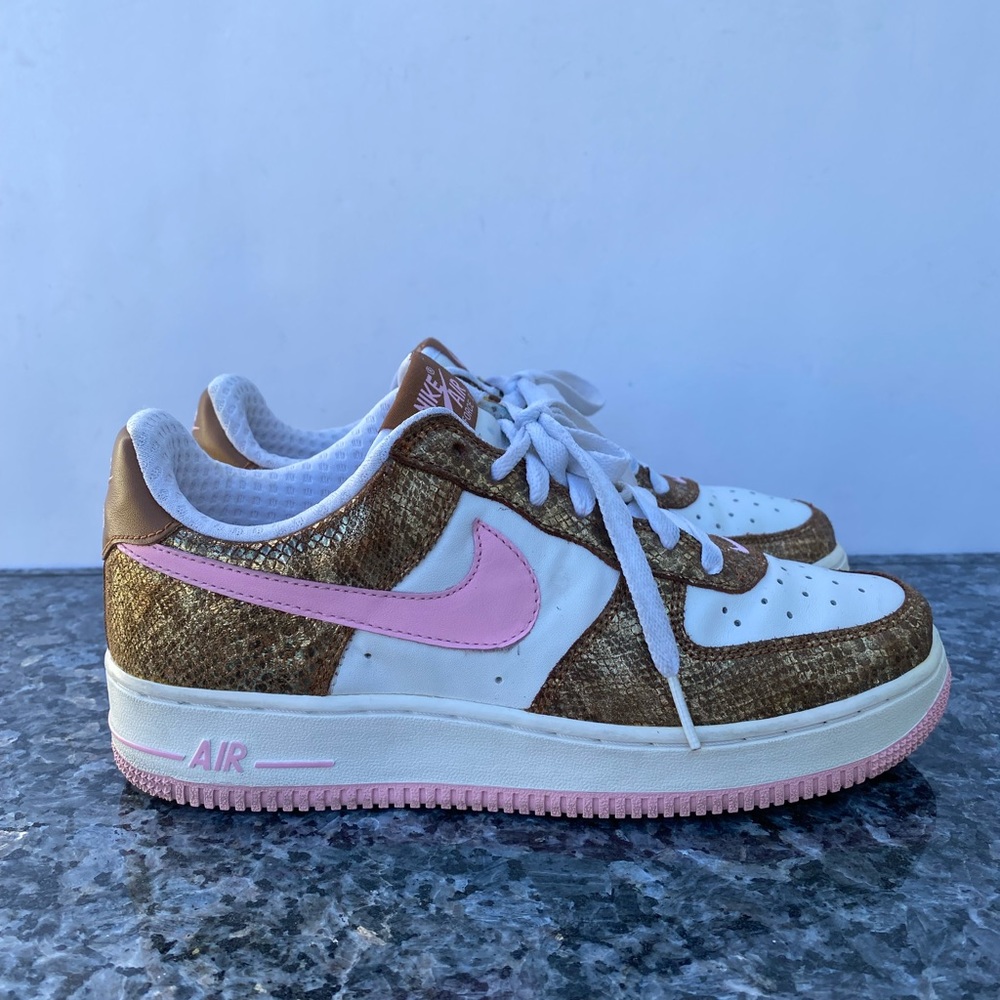 Nike Air Force 1 Premium Snakeskin Gold White Pink 309439-262 Woman’s Size 8.5.